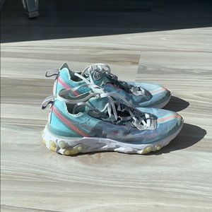 Nike react sneakers